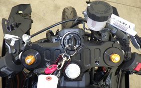 YAMAHA YZF-R7 2025 RM39J
