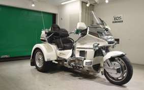 HONDA GL1500 GOLD WING TRIKE SE 2002