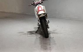 YAMAHA DT200 R 3ET