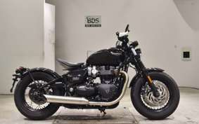 TRIUMPH BONNEVILLE BOBBER 2021
