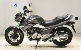 SUZUKI GSR250 2003
