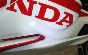HONDA CBR250RR A 1999 MC51