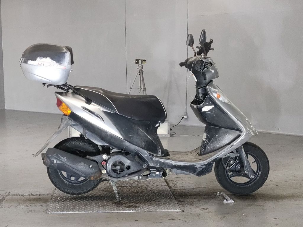 Фото Suzuki ADDRESS V125 с японского аукциона