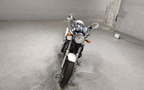 SUZUKI INAZUMA 400 GK7BA