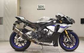 YAMAHA YZF-R1 M 2015
