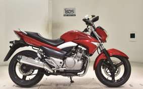 SUZUKI GSR250 2023