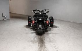 BRP CAN-AM SPIDER F3 ..