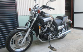 YAMAHA VMAX 2000 2LTN