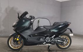 YAMAHA T-MAX 560 2024 SJ19J
