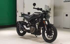HUSQVARNA SVARTPILEN 401 2021