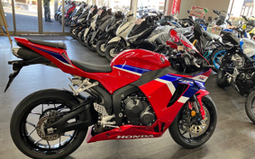 HONDA CBR600RR 2024 PC40