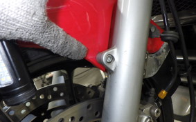 KAWASAKI GPZ900R NINJA 2000 ZX900A