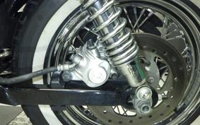 HARLEY XL1200V 2013