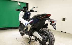 HONDA X-ADV 750 2026 RH21
