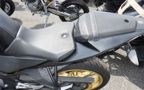 YAMAHA YZF-R125