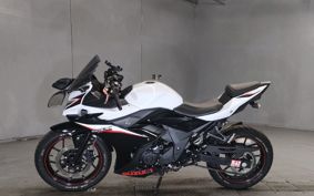 SUZUKI GSX250 R DN11A