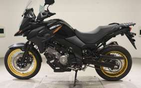 SUZUKI Vｽﾄﾛｰﾑ650XTA 2025 C733M