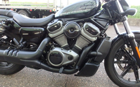 HARLEY RH975 NIGHT STAR 2022 ZH1
