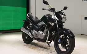 SUZUKI GSR250 2019