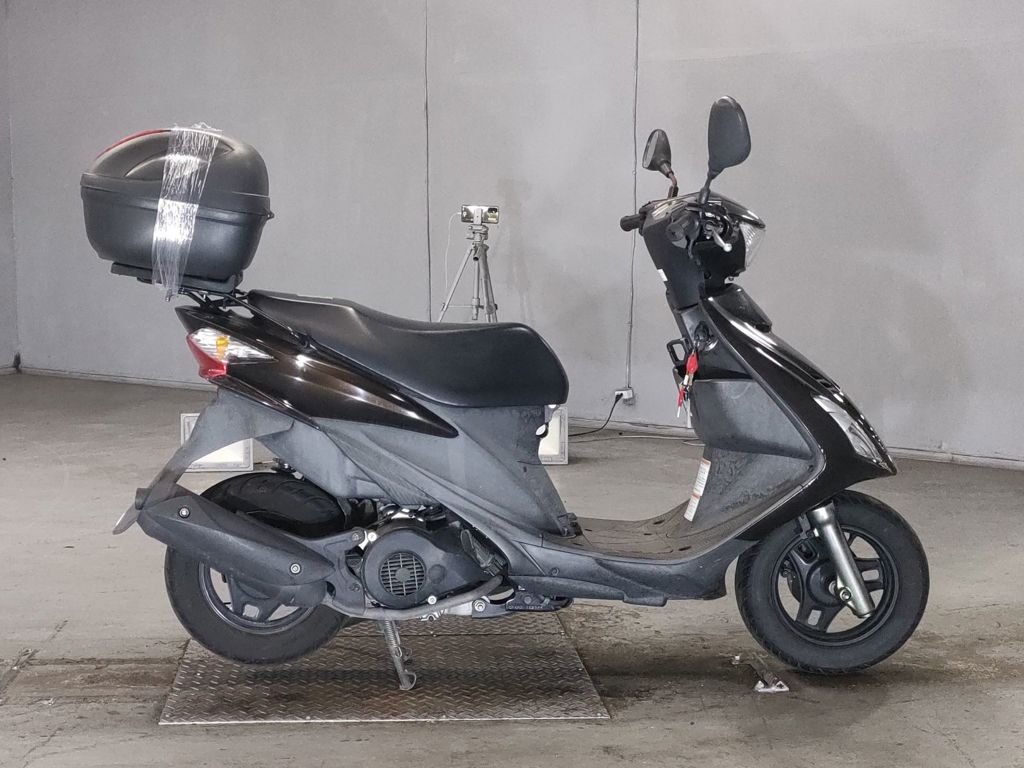 Фото Suzuki ADDRESS V125 с японского аукциона