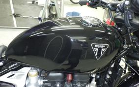 TRIUMPH BONNEVILLE BOBBER 2026