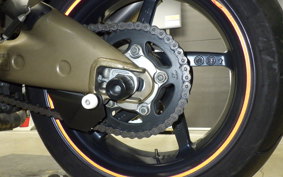 APRILIA TUONO 1000 2004