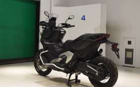 HONDA X-ADV 750 2024 RH10