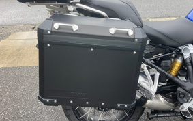 BMW R1250GS ADVENTURE 2024 0M11