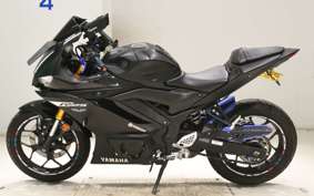 YAMAHA YZF-R25 A 2023 RG43J