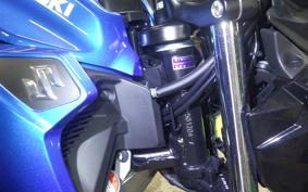 SUZUKI GSX-S125 2000 DL32D