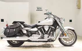 YAMAHA XV1900ﾛｰﾄﾞﾗｲﾅｰ 2017