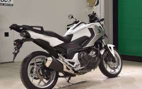 HONDA NC750X D Limited 2017 RC90