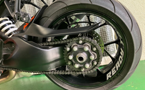 KTM 1290 SUPER DUKE 2019 V3940