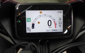 HONDA CBR650R E-Clutch 2025