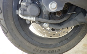 YAMAHA TRICITY 125 1995 SEC1J