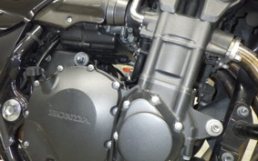 HONDA CB1300SB SUPER BOLDOR EP 2017 SC54