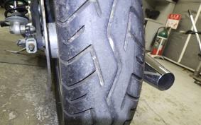 HARLEY XLH883 HUGGER 2003