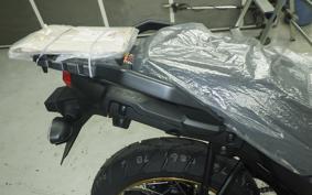 SUZUKI DL650 ( V-Strom 650 ) XTA 2026 C733M