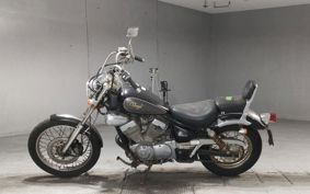 YAMAHA VIRAGO 250 3DM
