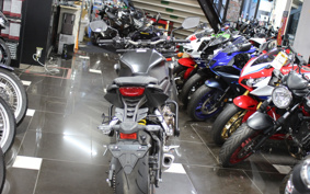 HONDA CB650R 2023 RH03