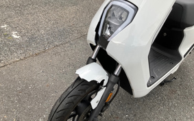 HONDA EM1 e: EF16