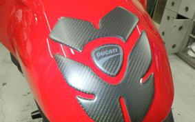 DUCATI DIAVEL V4 2023