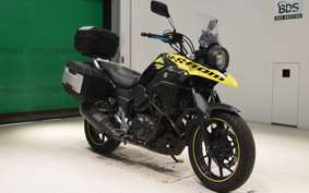 SUZUKI Vｽﾄﾛｰﾑ250 2025