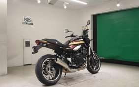 KAWASAKI Z900RS 2025 ZR900K