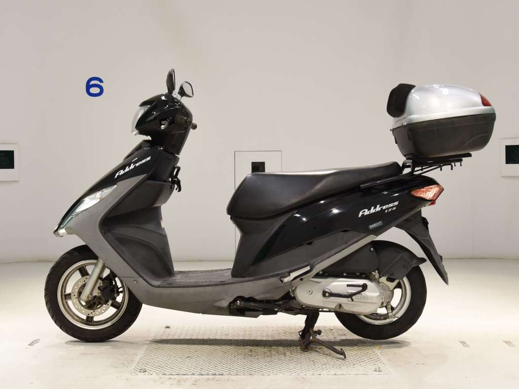 Фото Suzuki ADDRESS V125 2008 с японского аукциона