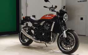 KAWASAKI Z900RS 2025 ZR900K