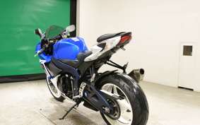 SUZUKI GSX-R600 2011