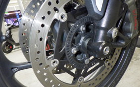 TRIUMPH STREET TRIPLE RS 2024