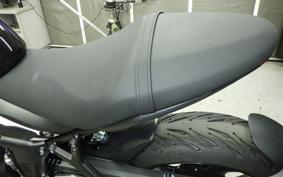 TRIUMPH TRIDENT 660 2026
