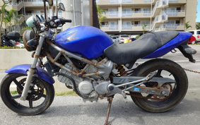 HONDA VTR 250 MC33